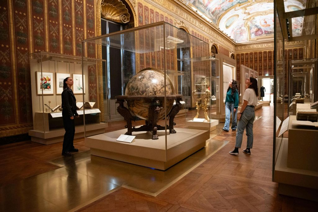 Bibliothèque nationale de France Richelieu: Mazarin & the Keepers of the Secret