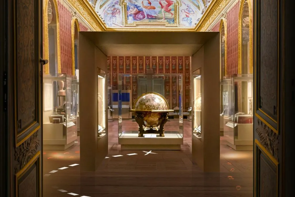 Bibliothèque nationale de France Richelieu: Mazarin & the Keepers of the Secret